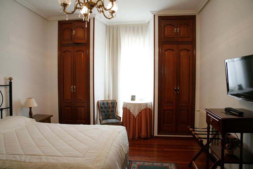 Hotel Pousada Vicente Risco Кастро-Кальделас Экстерьер фото