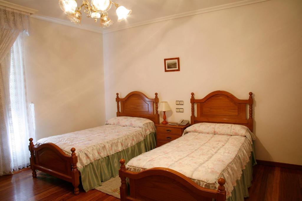 Hotel Pousada Vicente Risco Кастро-Кальделас Экстерьер фото